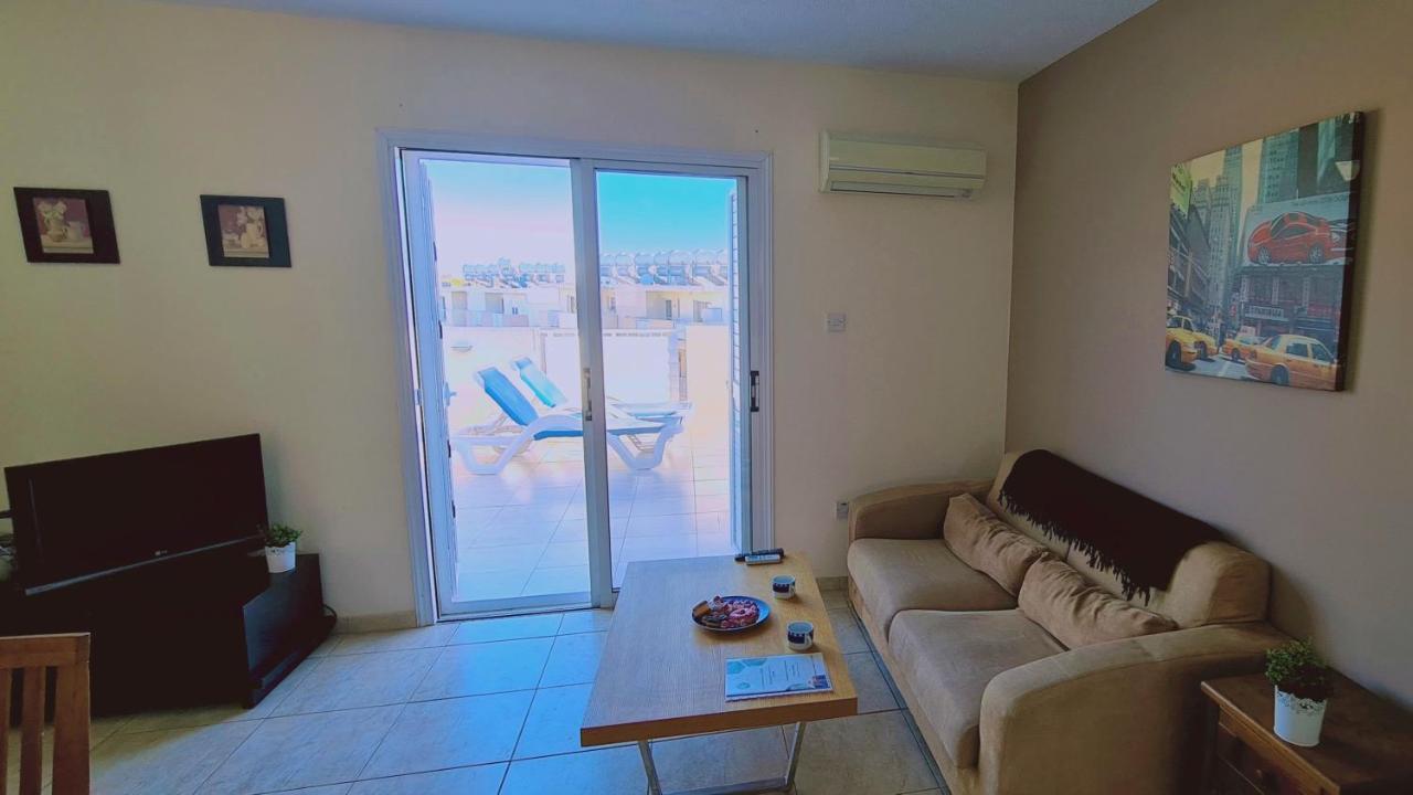 Stay Sunshine Apartment Paralímni Eksteriør bilde