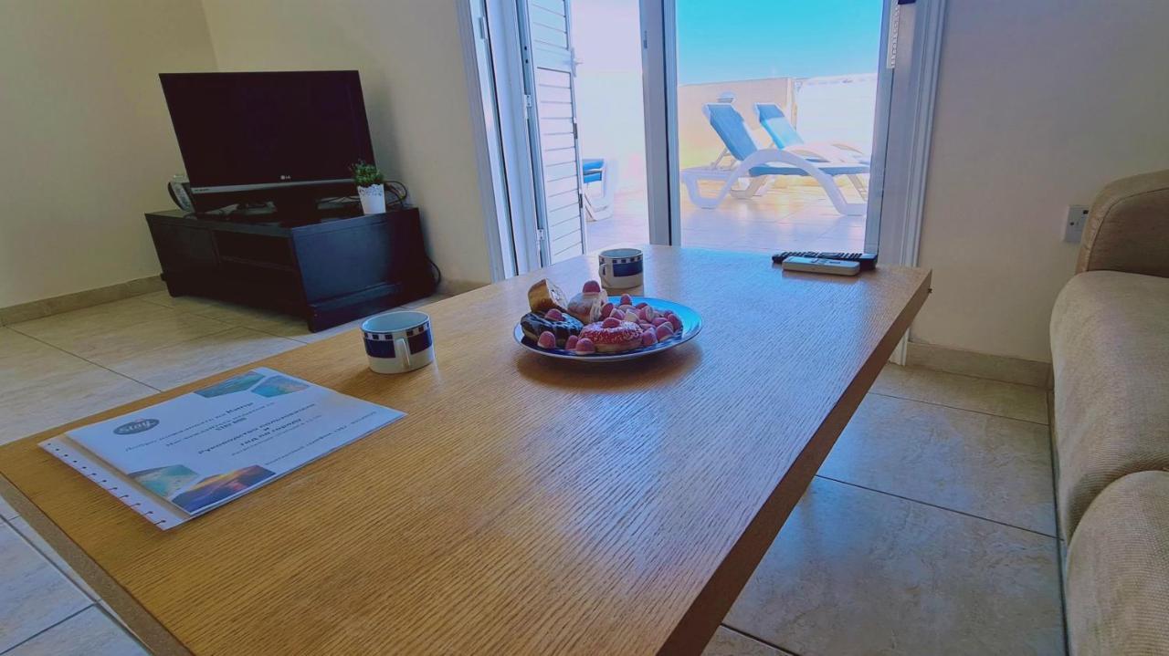 Stay Sunshine Apartment Paralímni Eksteriør bilde