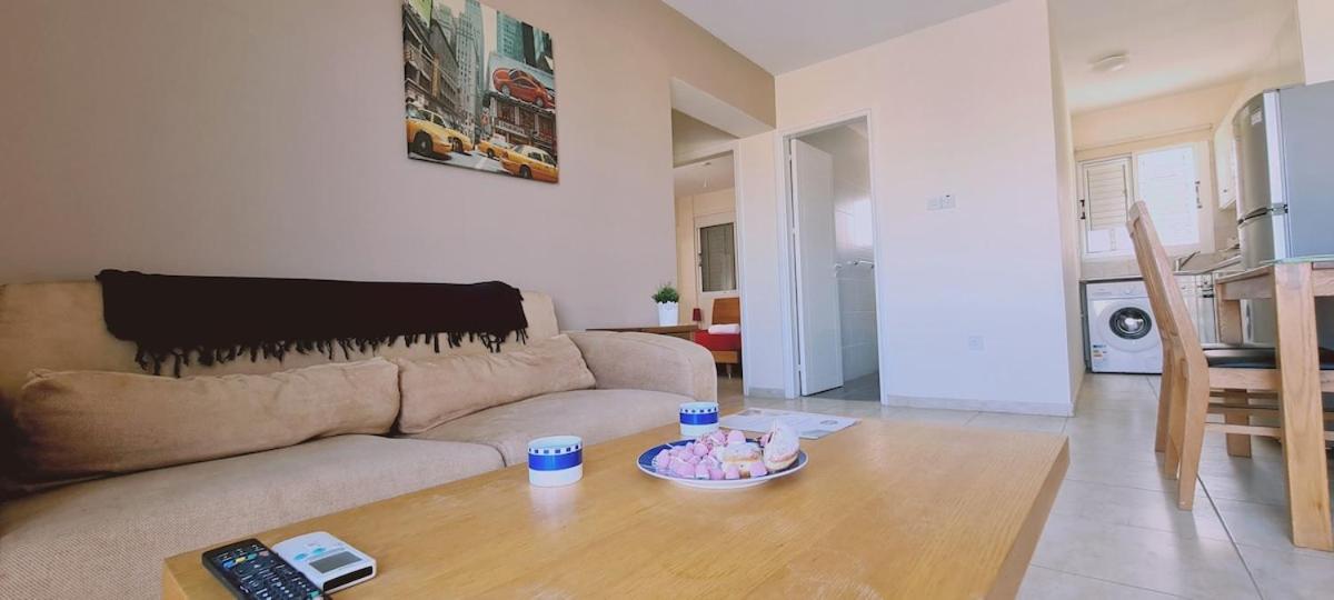 Stay Sunshine Apartment Paralímni Eksteriør bilde