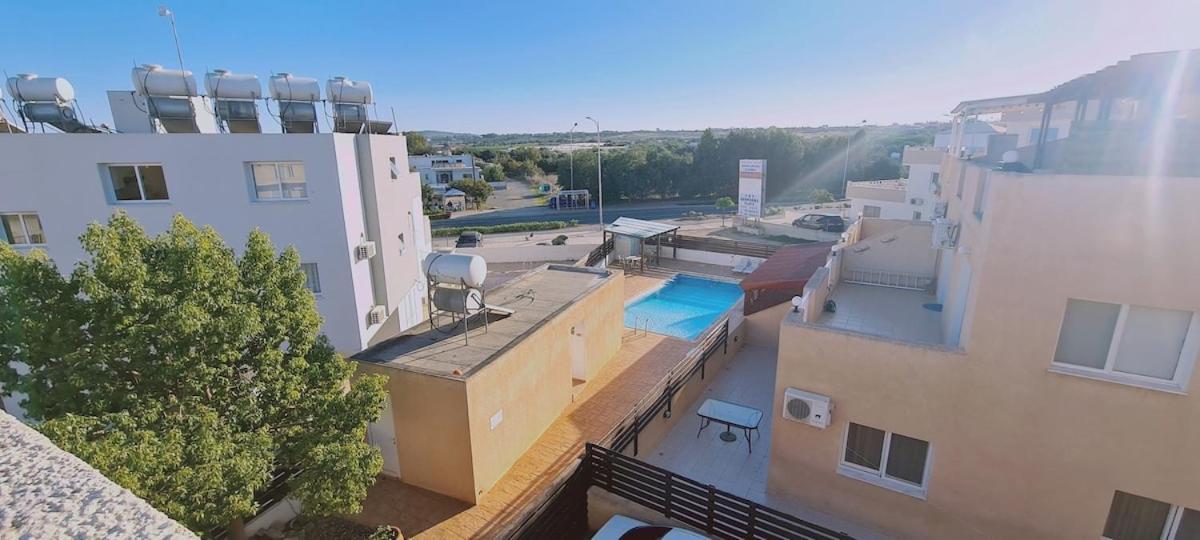 Stay Sunshine Apartment Paralímni Eksteriør bilde