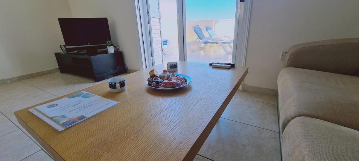 Stay Sunshine Apartment Paralímni Eksteriør bilde